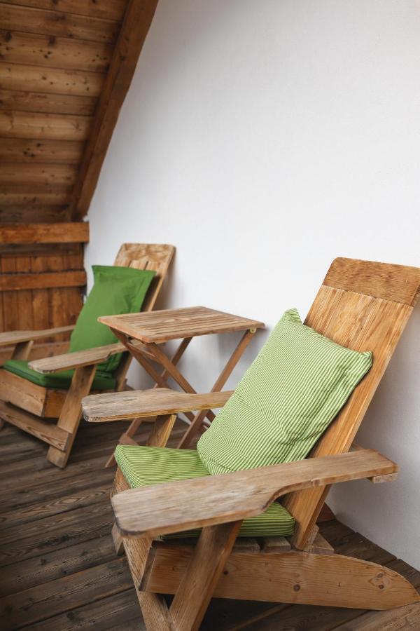 Dvor Guesthouse Novak מראה חיצוני תמונה
