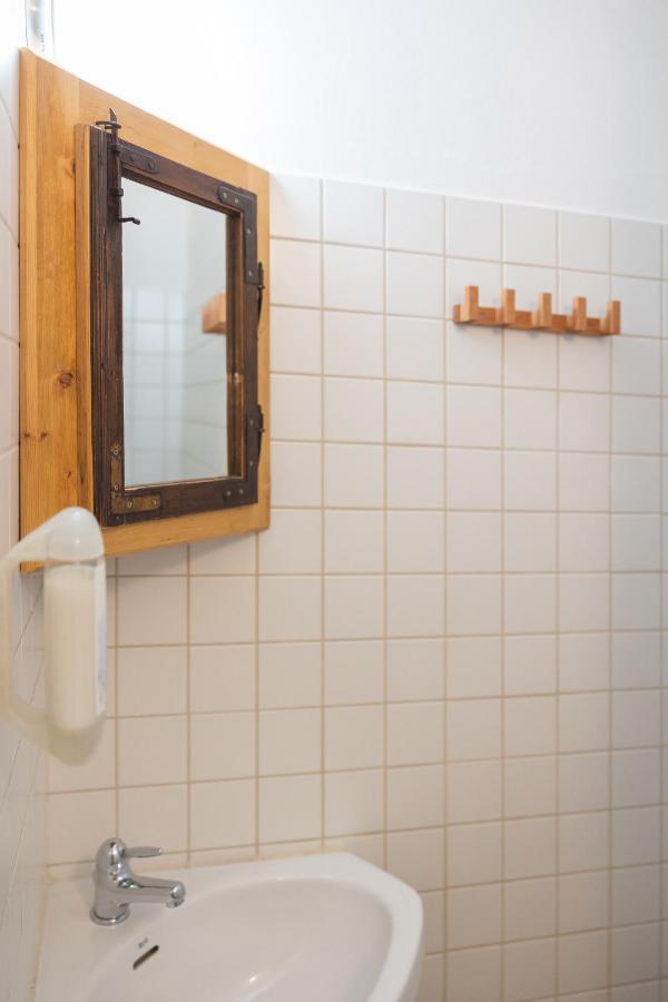 Dvor Guesthouse Novak מראה חיצוני תמונה