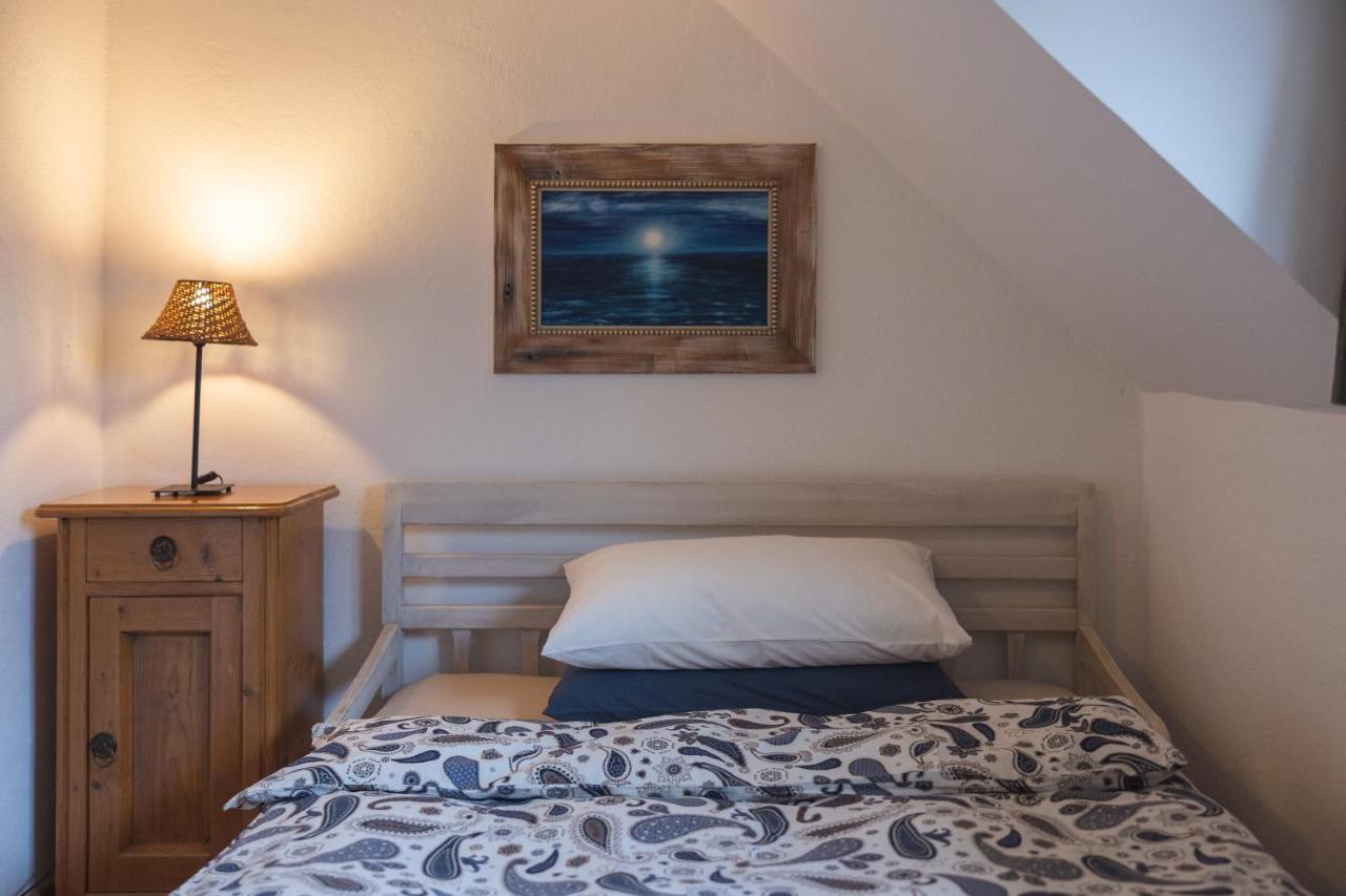 Dvor Guesthouse Novak מראה חיצוני תמונה