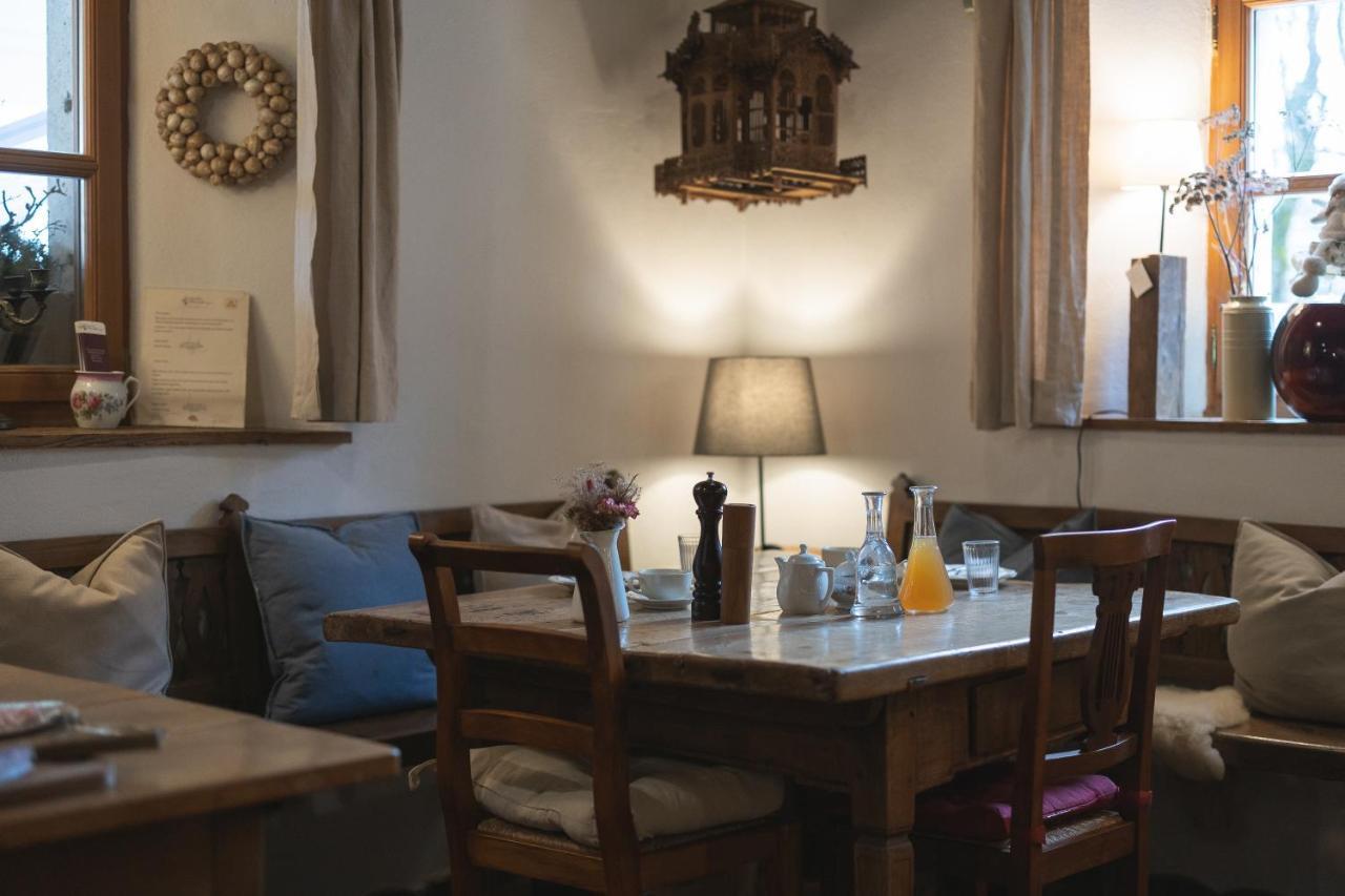 Dvor Guesthouse Novak מראה חיצוני תמונה